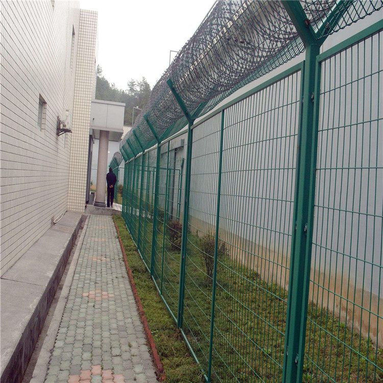 09.jpg